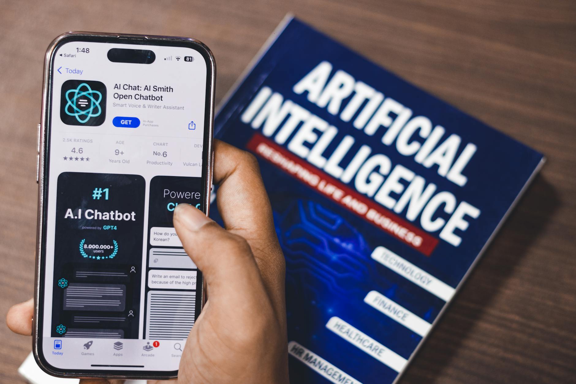 Apple Intelligence 2.0 débarque : Siri devient enfin aussi intelligent que ChatGPT (et c'est gratuit)